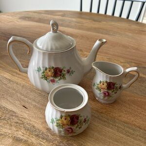 Floral Porcelain Tea Set - White with Red & Yellow Roses